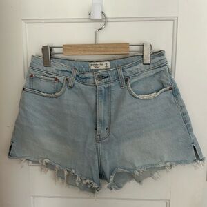 Abercrombie Curve Love Mom Short